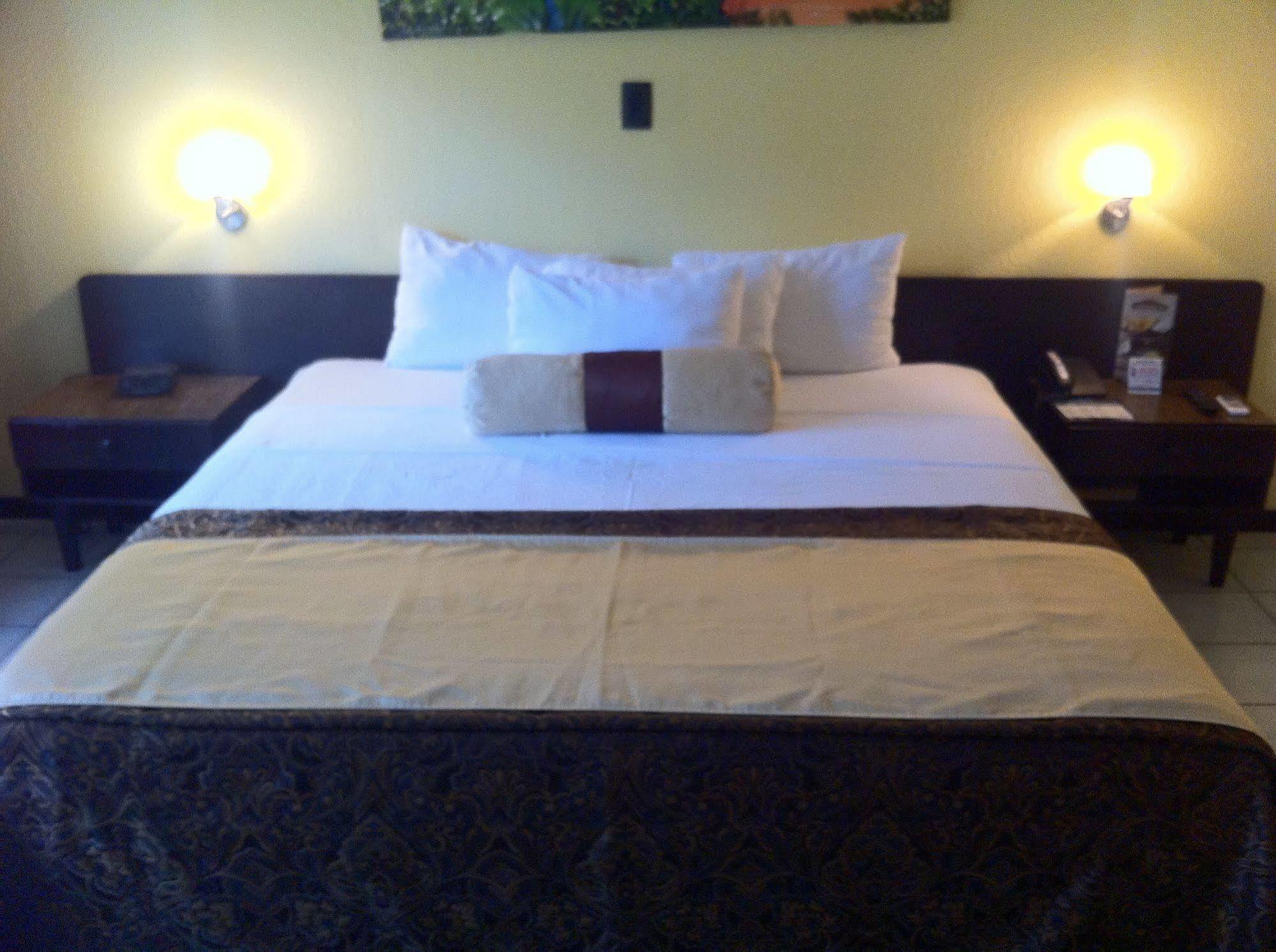 Best Western El Sitio Hotel & Casino Liberia Ngoại thất bức ảnh